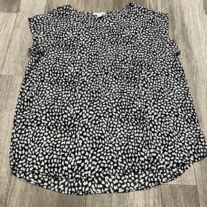 Carolina Belle Monochrome Patterned Blouse
